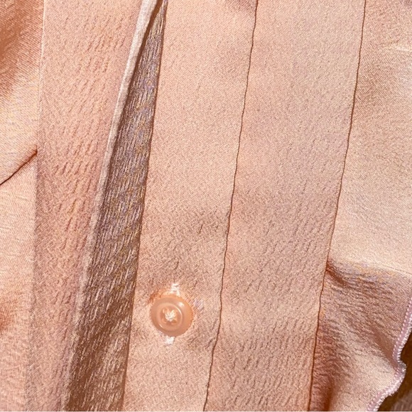 Peach satin portofino blouse from Express - Picture 4 of 8